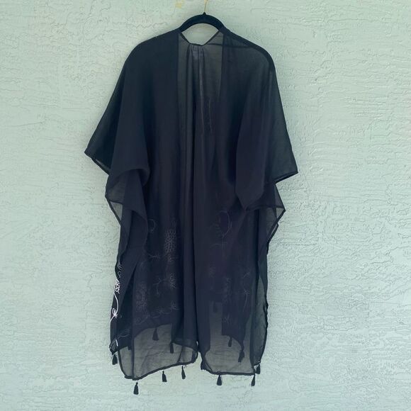 Ultra Pink Women Black & White Kimono NWT - Picture 2 of 10